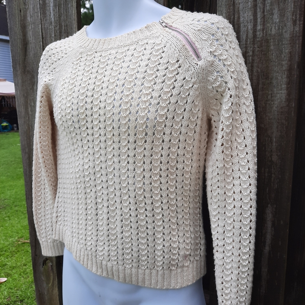 American Eagle cream w/pink accents, zipper knit sweater size Large 100% cotton - Picture 2 of 8